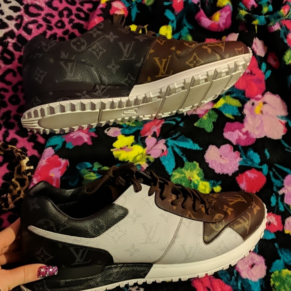 Louis Vuitton men shoes